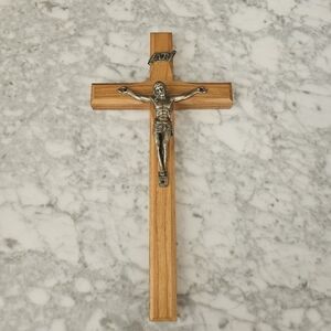 Wooden Crucifix Cross Jesus Christ Wall Hanging Pewter Religious Gift